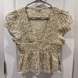 American Eagle Floral Smocked V-Neck Top size Small